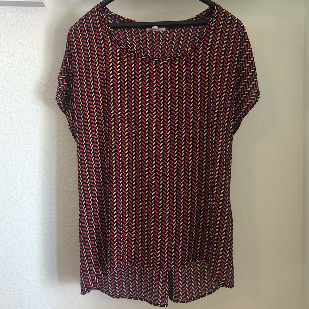 Pleione High Low Print Blouse